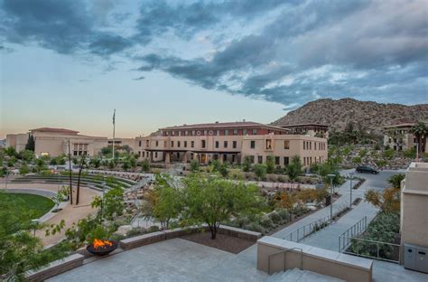 University of el paso - UTEP offers 171 degree programs and world-class research opportunities to more than 24,000 students. Learn about its history, mission, campus, and community impact. 